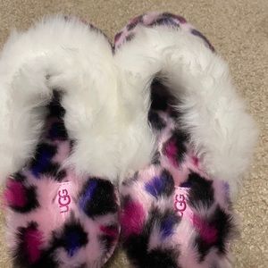 Ugg’s slippers brand new never worn